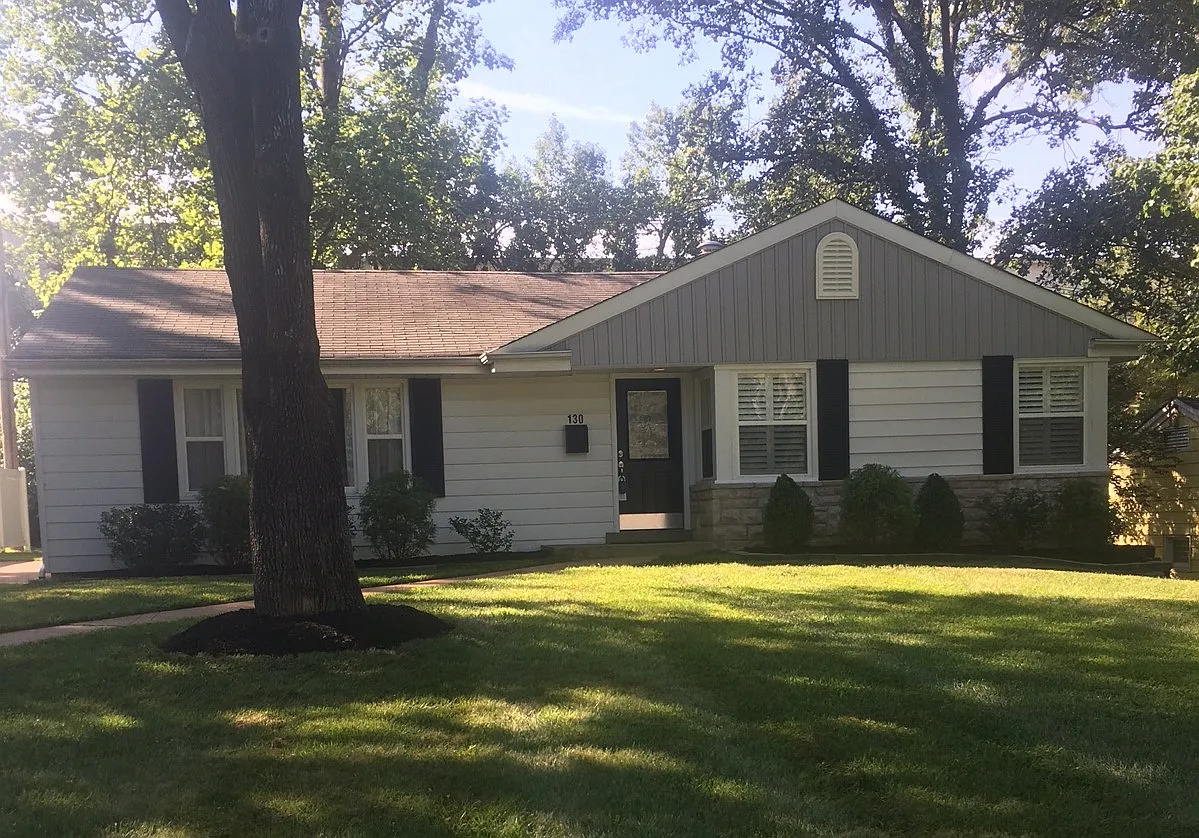 130 Woodridge Rd photo 1