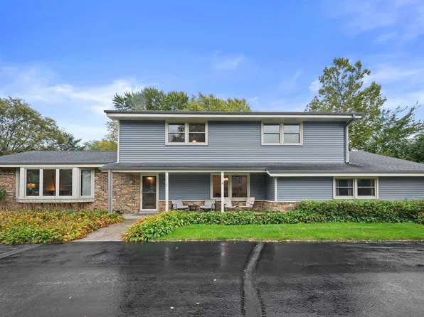 15735 Kata DRIVE, Elm Grove, WI 53122