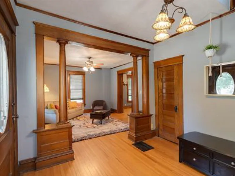 207 S Poland St — Photo 3