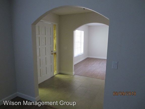 3rd image of 6611 Moore St