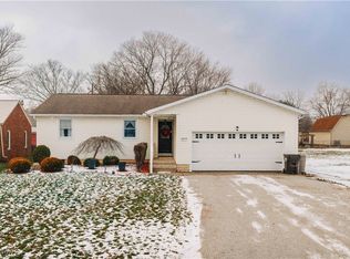 4312 Park Ave NE, Sandyville, OH 44671