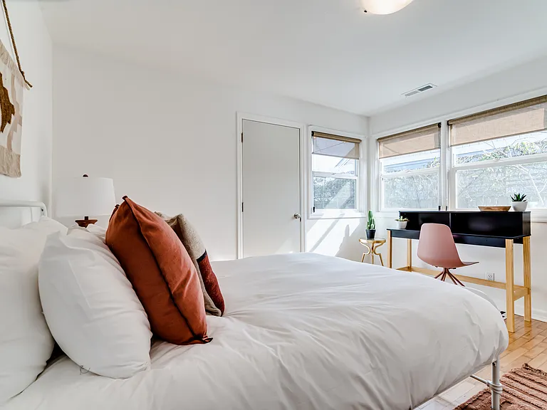1425 Polk St — Photo 37