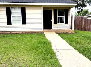 911 S Monroe St #D, Bainbridge, GA 39819