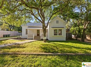 206 Yale St, San Marcos, TX 78666