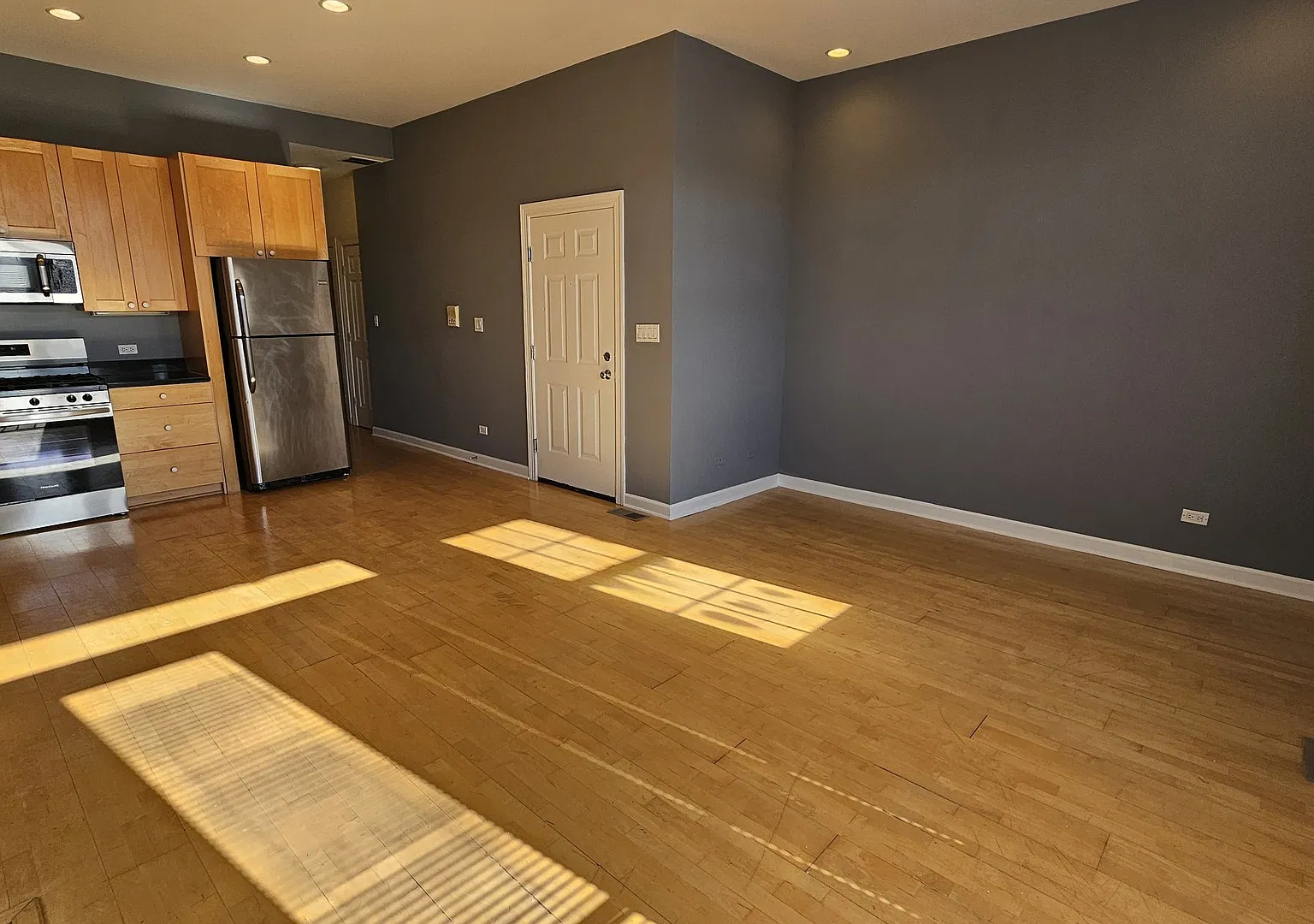 2 bed, $2,900 — Photo 4