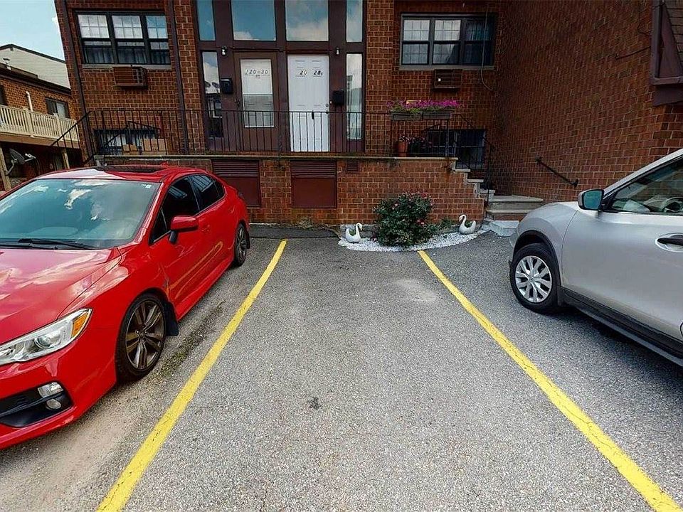 1st image of 12028 Cove Ct #81B