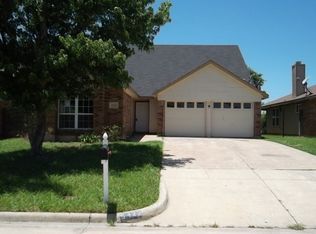 5422 Boxelder Dr, Arlington, TX 76018