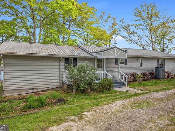 3rd image of 349 Lair Rd NE