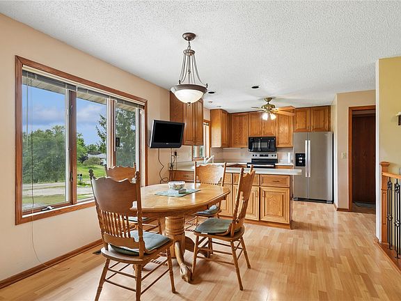5th image of 2914 Windy Ridge Rd NE