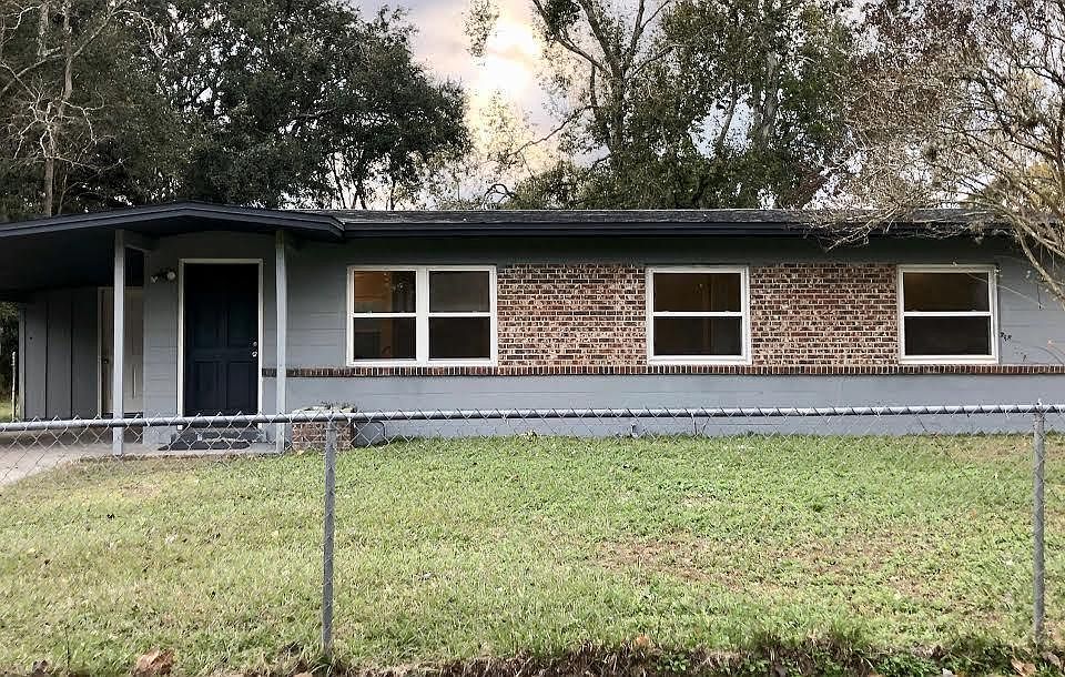 1st image of 4220 VARNER Road