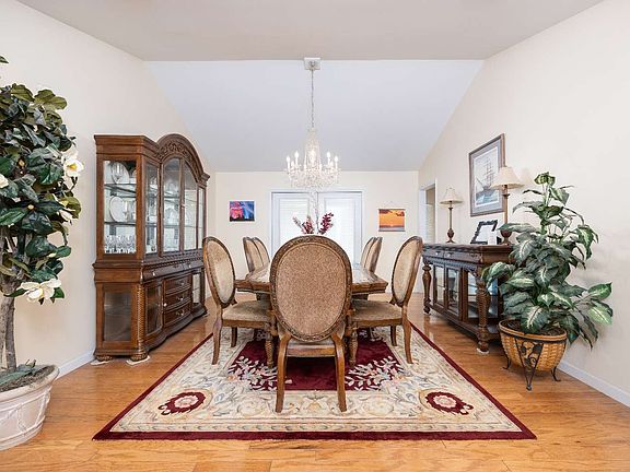 5th image of 3236 NW 66th Blvd