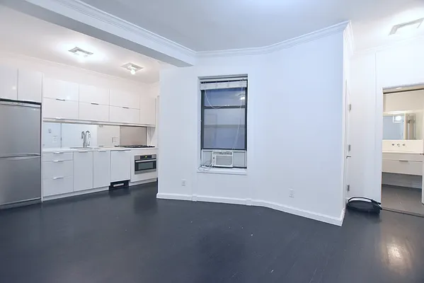 Rented by Bold New York | media 15