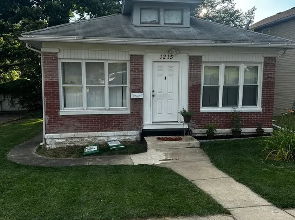 1215 Luther Ave, Joliet, IL 60432