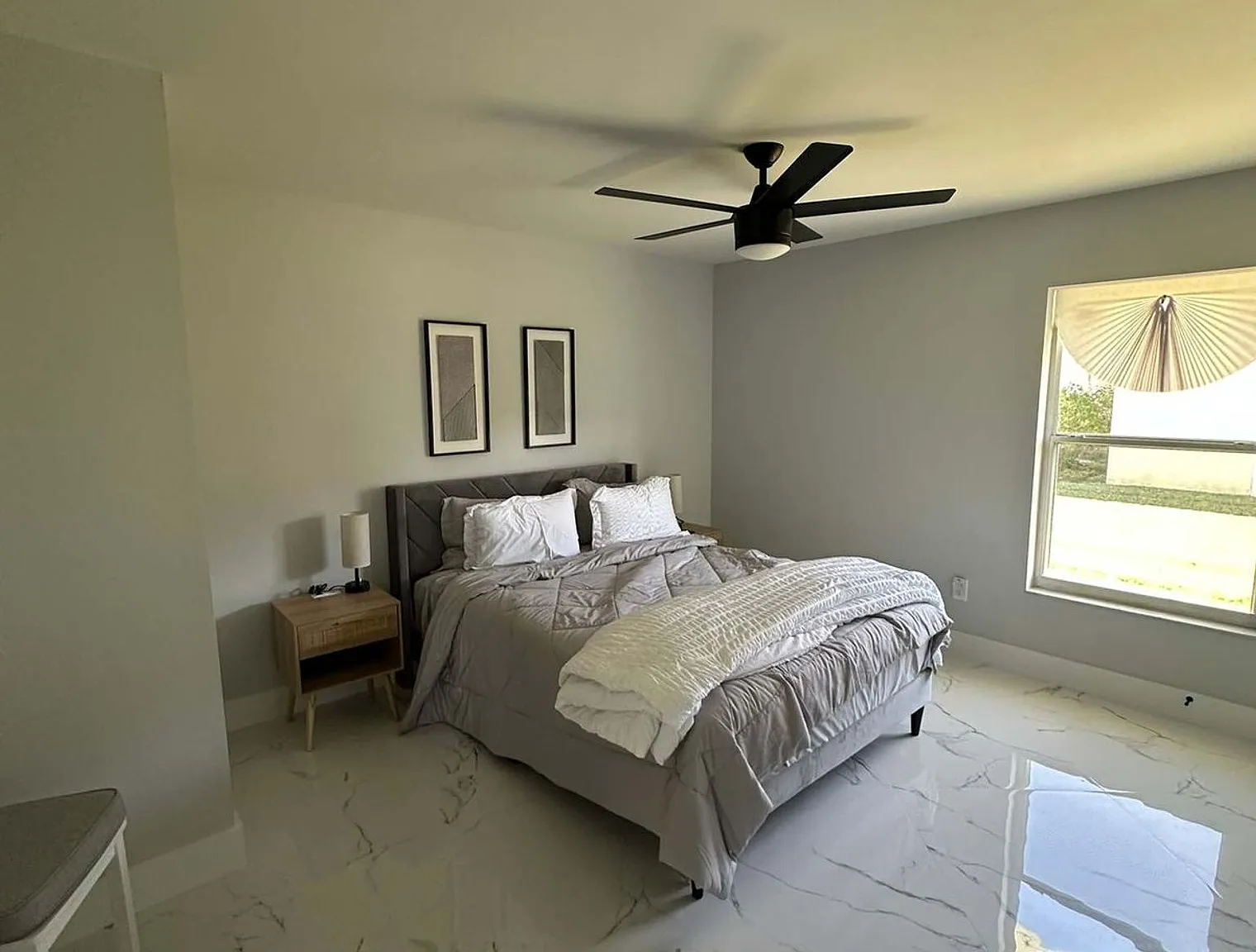 3 bed, 2.0 bath, 1689 sqft, $5,370 — Photo 4