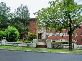 15 W Funston Ave APT 105, Spring Valley, NY 10977