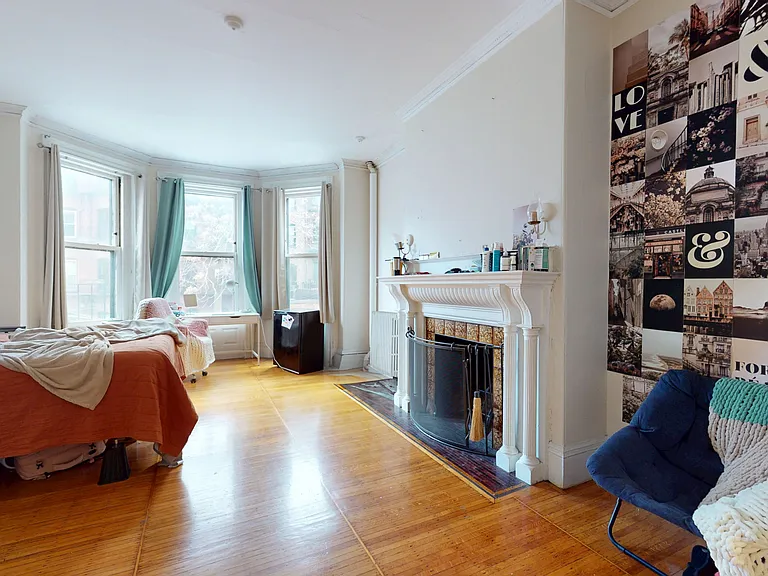 467 Beacon St #2 — Photo 12