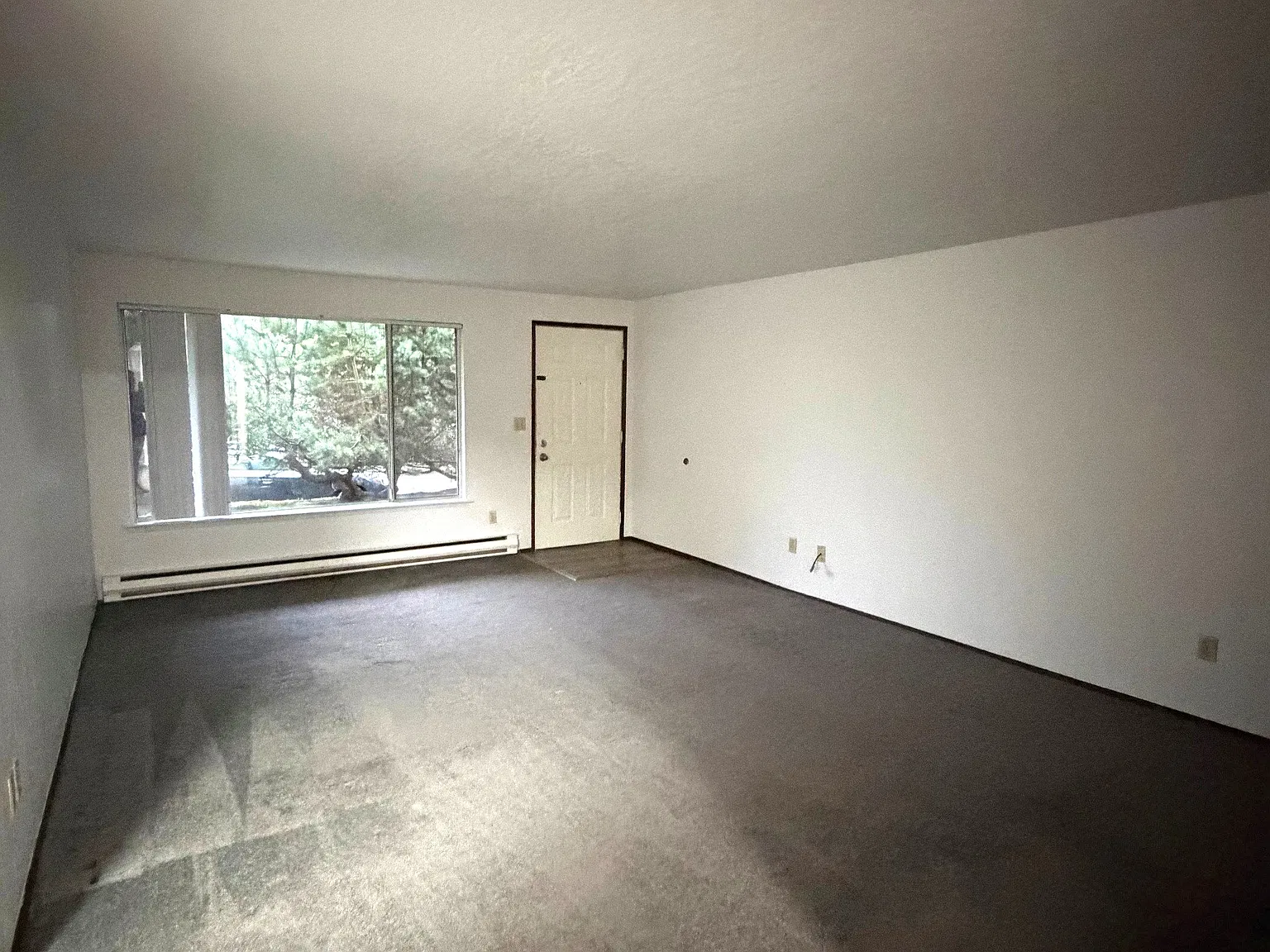 2 bed, 900 sqft, $1,500 — Photo 2