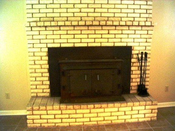 4th image of 221 Flint Dr