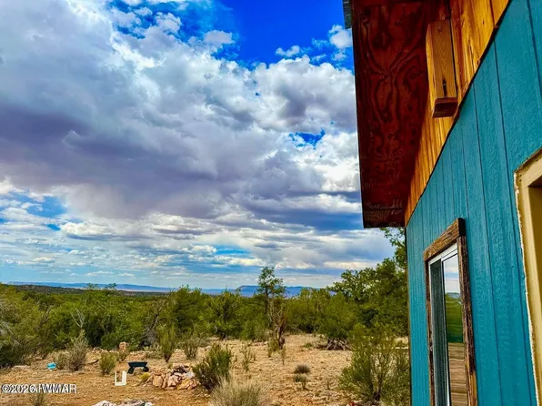 34962 W Hidalgo Rd, Seligman, AZ 86337