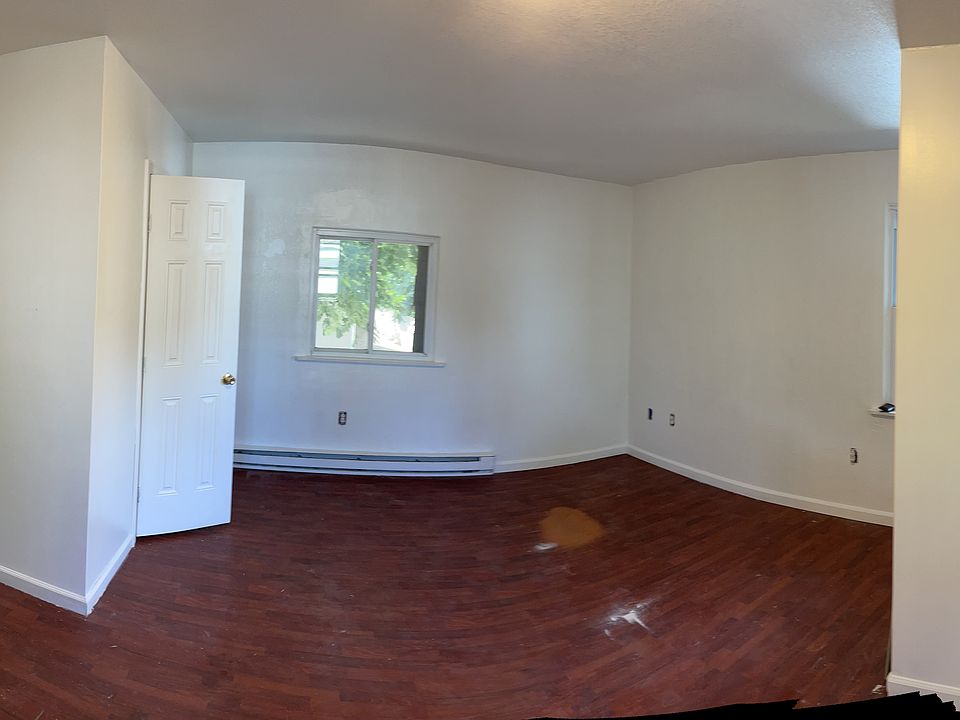 2nd image of 173 Johnson St #5