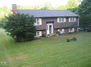 123 Rockwell Rd, Bethel, CT 06801