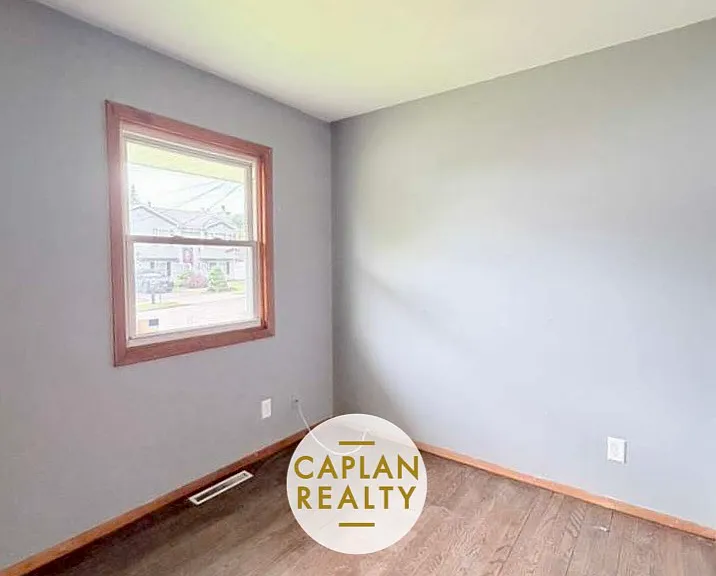 20 Yates St #A — Photo 9
