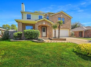 215 Cornell Dr, Forney, TX 75126