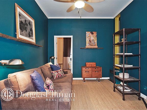 5th image of 208 W 119th St APT 1R