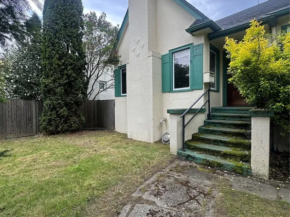 7818 NE Lake City Way NE, Seattle, WA 98115