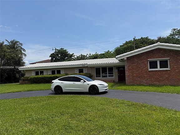 2nd image of 7743 SW 72nd Ct