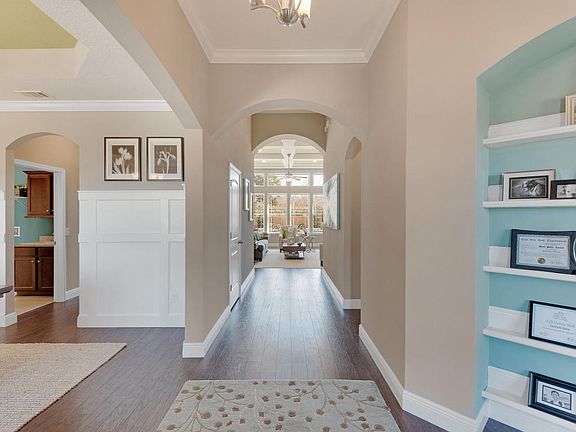4th image of 3546 Pelican Bay Cir