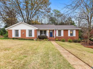 124 Robin Ln SE, Huntsville, AL 35802