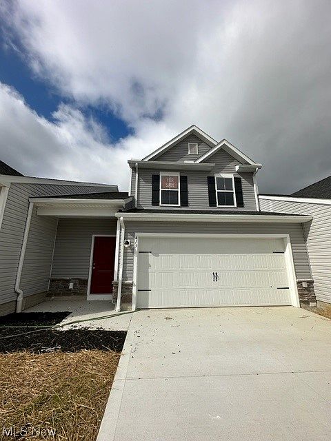 1st image of 413 Honeycrisp Dr NE