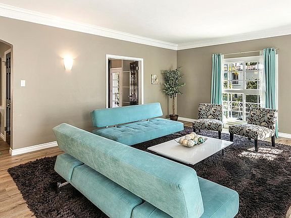 5th image of 217 S Poinsettia Pl #217