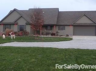 795 E Schoolhouse Rd, Kendallville, IN 46755