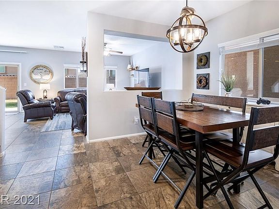3rd image of 8124 Winterfell Pl