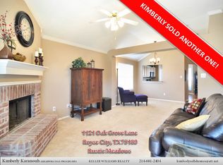 1121 Oak Grove Ln, Royse City, TX 75189