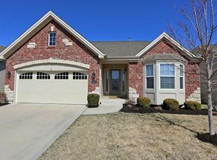 64 Burgundy Place Dr, Dardenne Prairie, MO