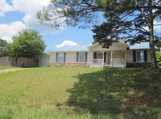 10 Elizabeth Rd, Cartersville, GA 30120