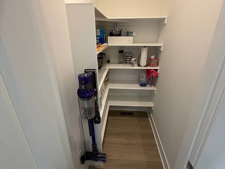 2nd floor walk in pantry