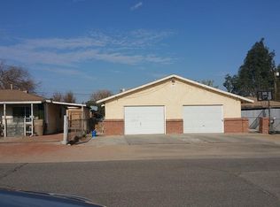 16516 Pine St, Hesperia, CA 92345