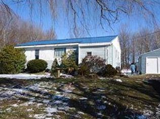 11247 Jennings Rd, North Collins, NY 14111
