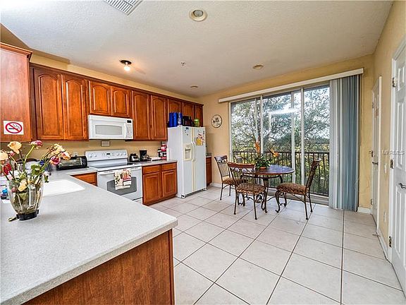 3rd image of 8036 Cool Breeze Dr APT 138