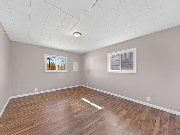 5th image of 1110 Whitehall Dr