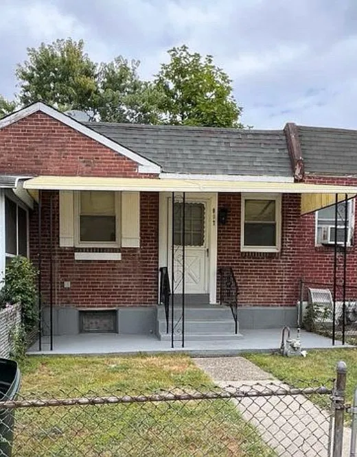 907 Sharon Ave