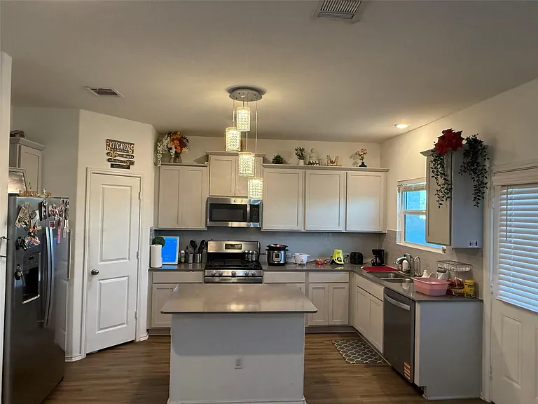 230 Milliner Loop — Photo 3