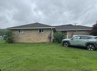 46 Clipper St, Wellsburg, WV 26070