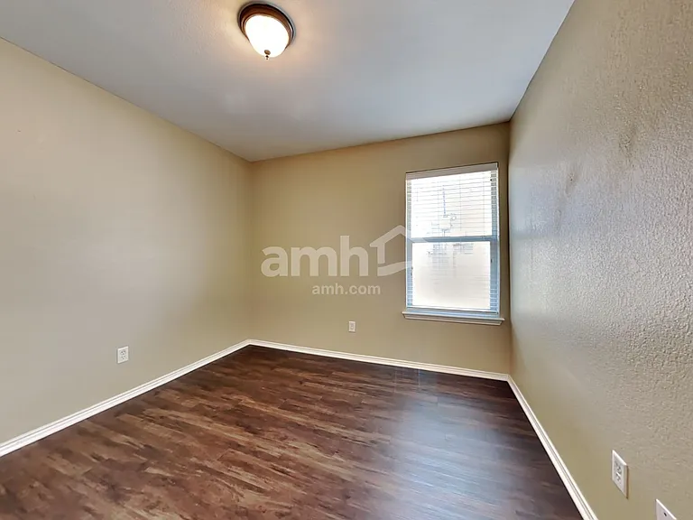 6732 Chalk River Dr — Photo 18