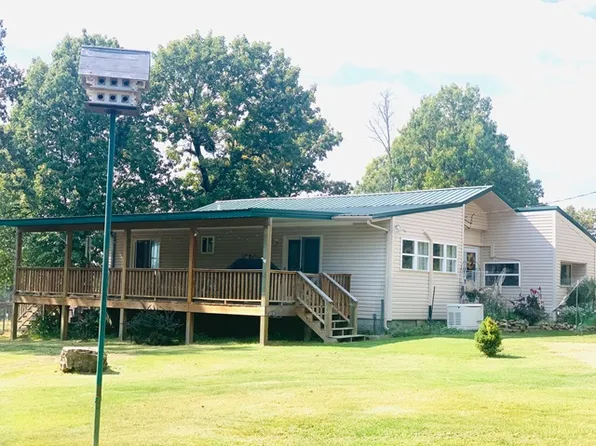 130 Ginger Ln #121, Yellville, AR 72687