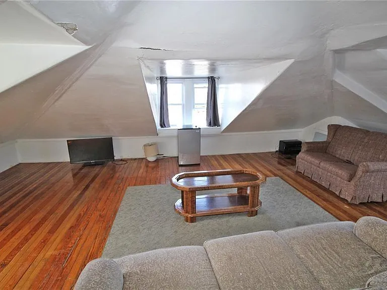32 Ann St #2 — Photo 23
